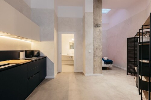 Chic and Cozy Stay in Valencia