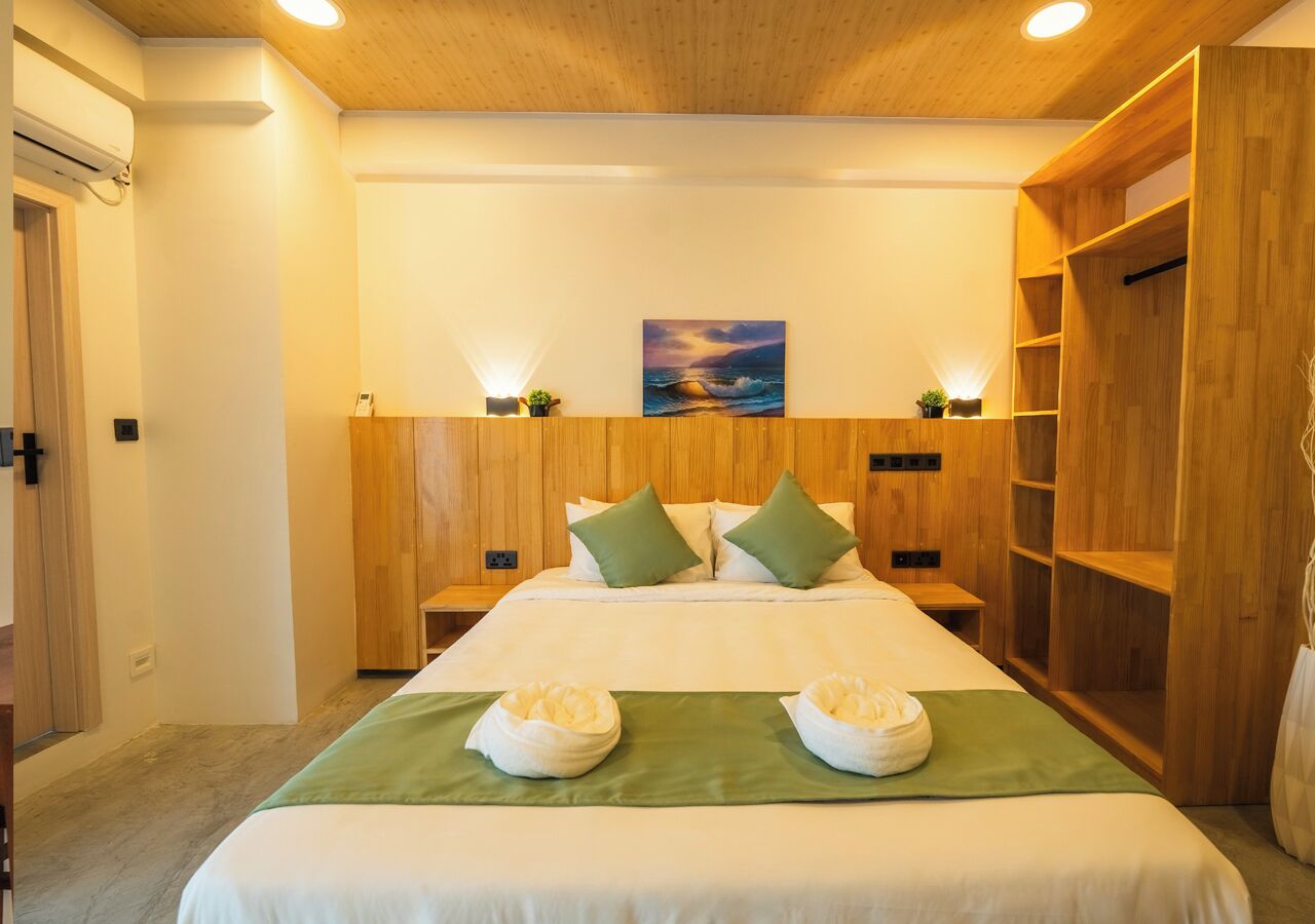 Camera Deluxe con letto matrimoniale o 2 letti singoli, vista giardino | Wi-Fi gratuito