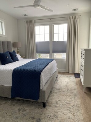 4 chambres, fer et planche à repasser, Wi-Fi, draps fournis