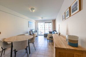 Living room - Apartment With Casino Views (Middelkerke)