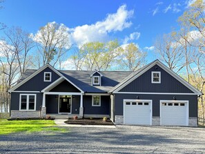 Exterior - Deep waterfront in a quiet cove! Laid Back at Lake Anna, public side, mid-lake! (Mineral)
