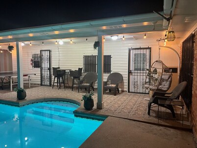 Level up lounge home. Great family retreat!