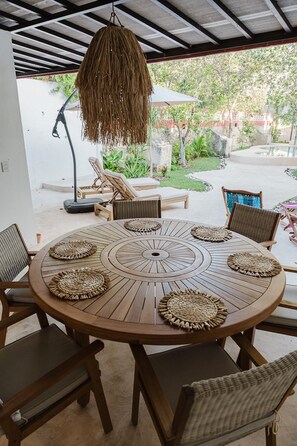 Outdoor dining