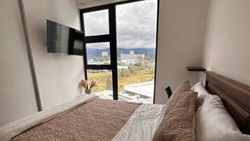 1 bedroom, iron/ironing board, WiFi