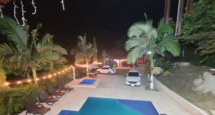 Pleasant 5-bedroom cottage with WiFi in Antioquia