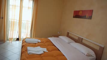 Triple Room | 3 bedrooms, free WiFi