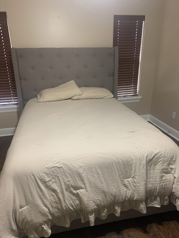 3 bedrooms, WiFi, bed sheets