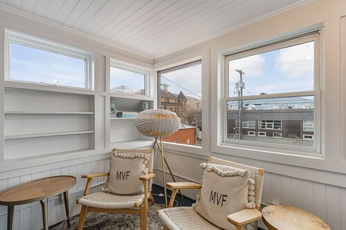 Second floor 2 bdrm off Missoula's Hip Strip, across river from downtown