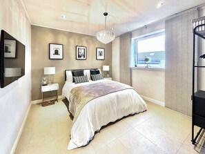 3 quartos, Wi-Fi de cortesia, roupa de cama