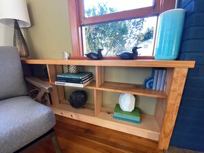Interior - Sunny, Charming, Historic 2-Level Cottage-Patio/Yard-Blocks To Beaches/Shops-OB (San Diego)
