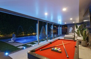 Spielezimmer