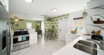 Charming 3-bedroom house in the Heart Of Miami