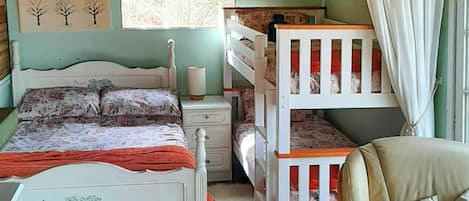 1 habitación y ropa de cama