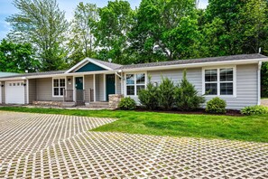 Exterior - Shore Suite | Downtown Fish Creek ~ Dog-friendly (Fish Creek)