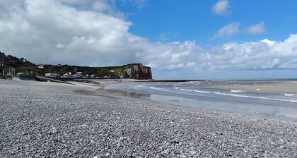 B&B located 3 minutes from the sea at Manoir de Conteville