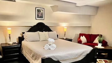 1 soverom, skrivebord, strykejern/-brett og wi-fi (inkludert)