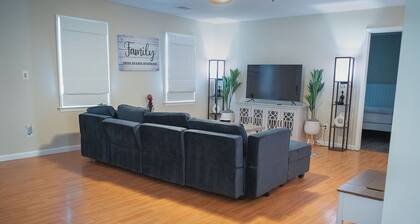 Penthouse- Rehoboth Beach -3 Bedroom with private deck