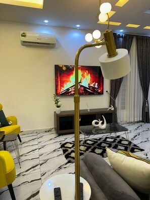 Smart-TV, Stereoanlage