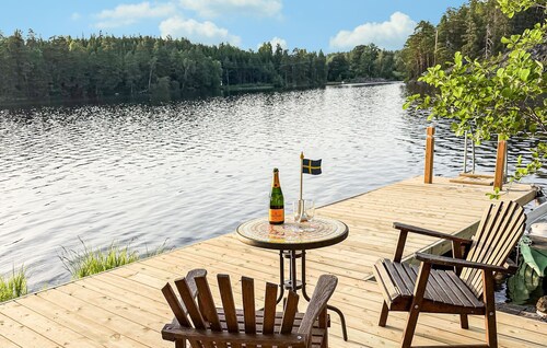 Awesome home in Hultsfred with sauna