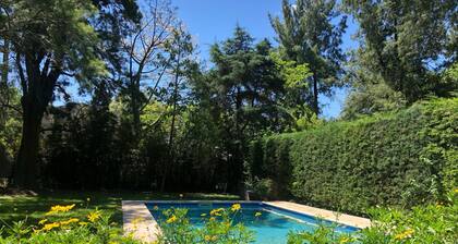 Cool 4-bedroom chalet in Don Torcuato with WiFi access