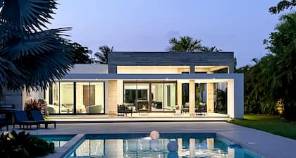 Ritz Carlton-Dorado Beach 5BR, 6BA Luxury Estate