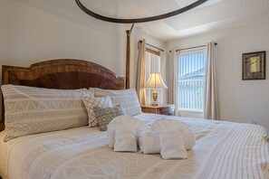 6 habitaciones, tabla de planchar con plancha y wifi gratis