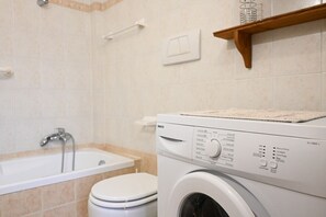 Bidet, toallas