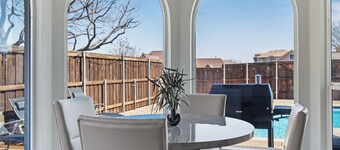 GREAT DEAL! Huge and Stylish Lake View House in Rowlett
