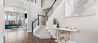 GREAT DEAL! Huge and Stylish Lake View House in Rowlett