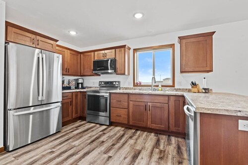 Cozy home near Lake Norden & Poinsett in Hayti