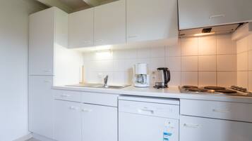 Fridge, dishwasher, toaster, highchair