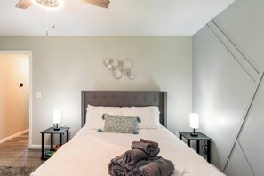 2 bedrooms, iron/ironing board, free WiFi, bed sheets