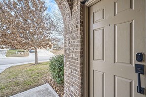 Exterior detail - NEW! Charming 1-bedroom apt near historic areas and hospitals in New Braunfels (New Braunfels)
