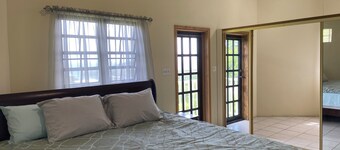 Charming 4 Bed/2 Bath House in Charlotte Amalie