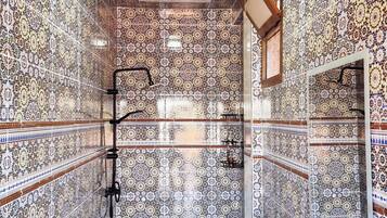 Superior Double or Twin Room, Mountain View | Bathroom | Shower, free toiletries, hair dryer, towels