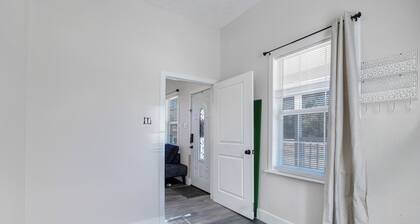 Charming Green Cottage in Shepherd, TX