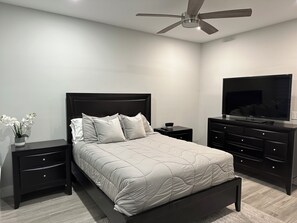 4 Schlafzimmer, kostenloses WLAN, Bettwäsche