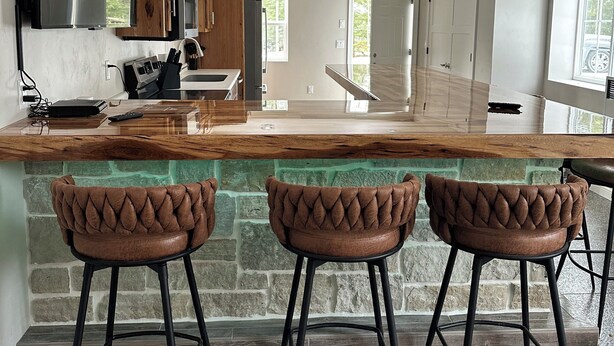 ماكينة لصنع القهوة/الشاي، ثلاجة، ميكروويف، فرن