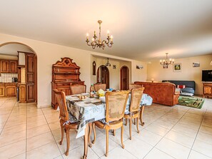Dining - Le Prat by Interhome (Guidel)