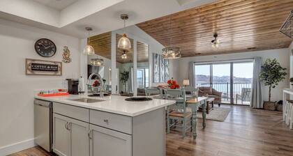 Lakeview Getaway at Kimberling Crossing