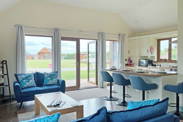 Open plan living space | Jasmine Lodge, Fitling