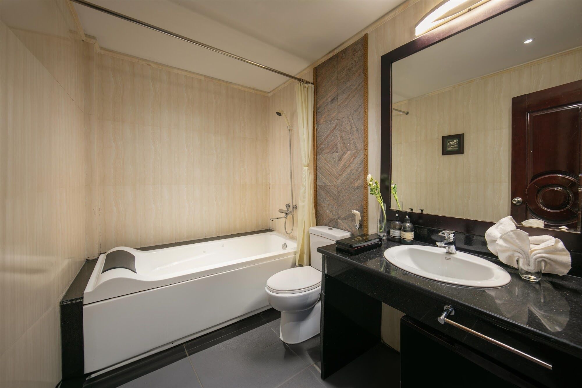 Photo - Hanoi Traveller House