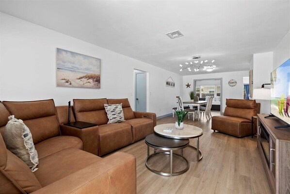 Téléviseur connecté, écran d’ordinateur, imprimante