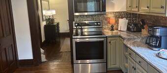 Spacious 4-bedroom 19th Century home in historic downtown Maysville!
