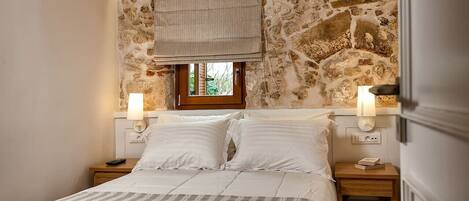 2 chambres, bureau, fer et planche à repasser, Wi-Fi