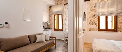 2 bedrooms, desk, iron/ironing board, travel cot