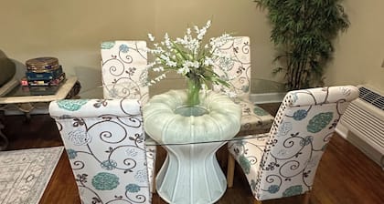 The Baker: 2-bedroom townhome. Walk to LSU