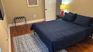 2 bedrooms, free WiFi, bed sheets - The Baker:  2-bedroom townhome. Walk to LSU (Baton Rouge)
