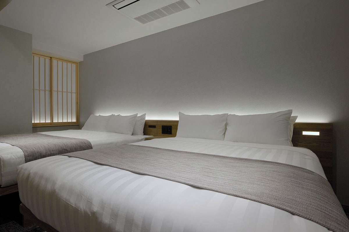 In-room safe, iron/ironing board, free WiFi, bed sheets