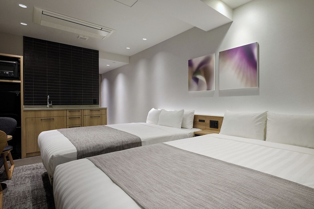 In-room safe, iron/ironing board, free WiFi, bed sheets